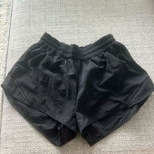 Lululemon Hotty shorts